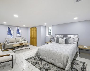1325 E Lake Avenue - Photo Thumbnail 32