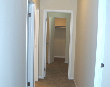 125 Acacia Circle - Photo Thumbnail 7