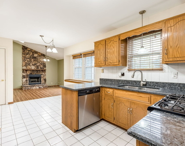 19665 S Arran Drive - Photo Thumbnail 8