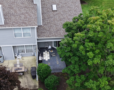 8320 Highpoint Circle - Photo Thumbnail 21