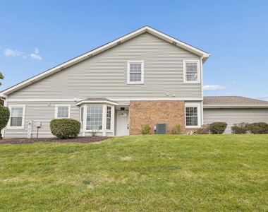 8320 Highpoint Circle - Photo Thumbnail 23