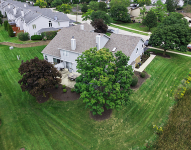 8320 Highpoint Circle - Photo Thumbnail 20