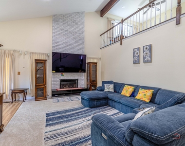 1688 Pebble Beach Drive - Photo Thumbnail 8