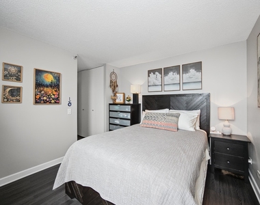 3660 N Lake Shore Drive - Photo Thumbnail 7