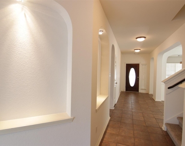 11409 Morning Brook Drive - Photo Thumbnail 6