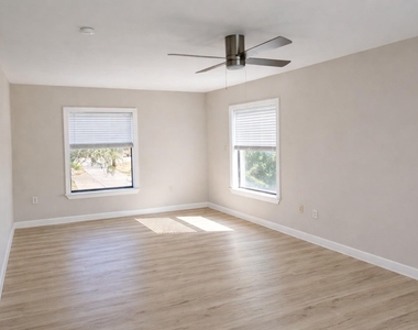 5315 Bayway Drive - Photo Thumbnail 33