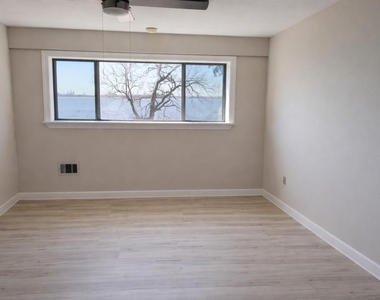5315 Bayway Drive - Photo Thumbnail 34