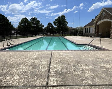 2943 Hackamore Hollow Lane - Photo Thumbnail 28