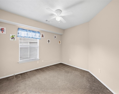 2943 Hackamore Hollow Lane - Photo Thumbnail 17