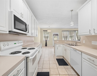 2943 Hackamore Hollow Lane - Photo Thumbnail 8