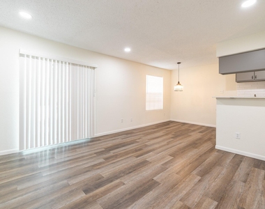 2750 Holly Hall Street - Photo Thumbnail 5