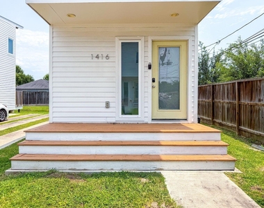1416 Dumble Street - Photo Thumbnail 2