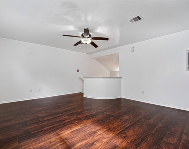 2735 Woodridge Manor Drive - Photo Thumbnail 25