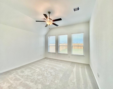 8710 Morning Glow Drive - Photo Thumbnail 9