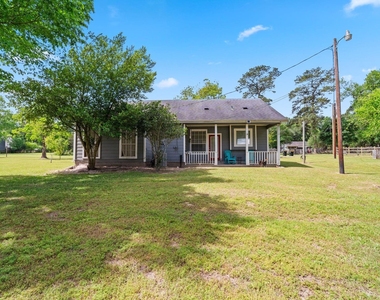 11400 Highcrest Drive - Photo Thumbnail 17