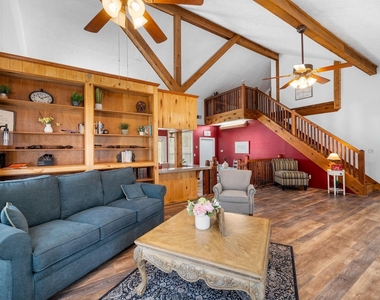 11400 Highcrest Drive - Photo Thumbnail 3