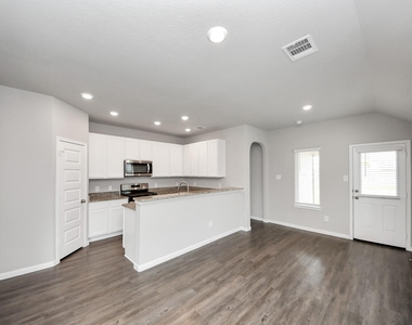 14026 Chinook Drive - Photo Thumbnail 11