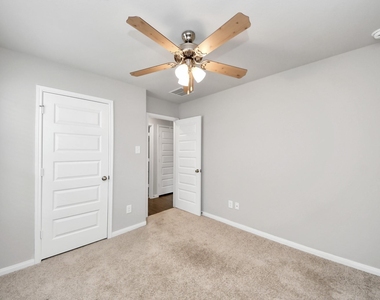 14026 Chinook Drive - Photo Thumbnail 21