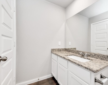 14026 Chinook Drive - Photo Thumbnail 29