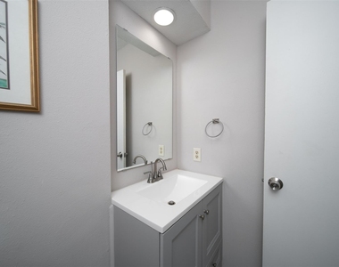 7935 Kendalia Drive - Photo Thumbnail 16