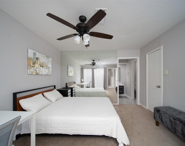 7935 Kendalia Drive - Photo Thumbnail 11