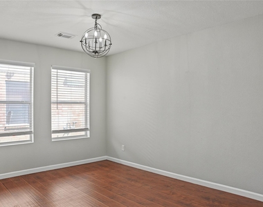 7303 Foxvista Lane - Photo Thumbnail 7