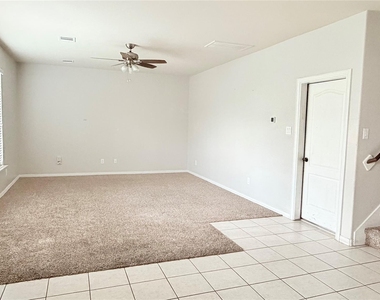 13415 Jersie Violet Lane - Photo Thumbnail 6