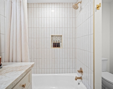 5314 Manor Creek Lane - Photo Thumbnail 38