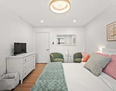 5314 Manor Creek Lane - Photo Thumbnail 34