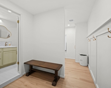 5314 Manor Creek Lane - Photo Thumbnail 19