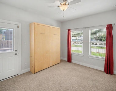 1744 W 25th Street - Photo Thumbnail 9