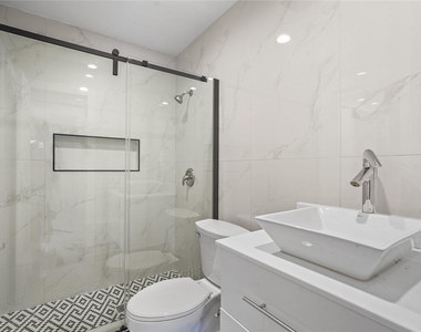 515 Tallowood Road - Photo Thumbnail 4