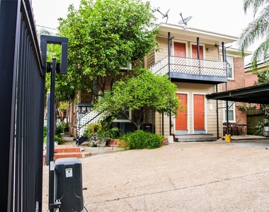 4315 La Branch Street - Photo Thumbnail 11