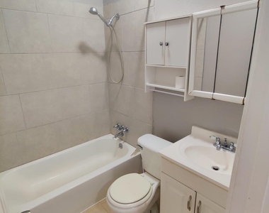 4315 La Branch Street - Photo Thumbnail 10