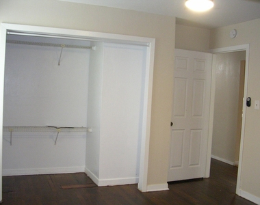12209 Palmsprings Drive - Photo Thumbnail 10
