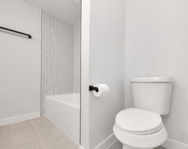 26206 Maplewood Drive - Photo Thumbnail 17