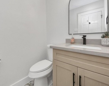 26206 Maplewood Drive - Photo Thumbnail 16