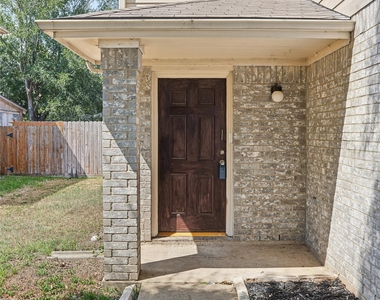 3907 Starbridge Pointe Lane - Photo Thumbnail 1