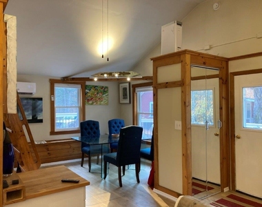 210 Prospect Hill - Photo Thumbnail 7