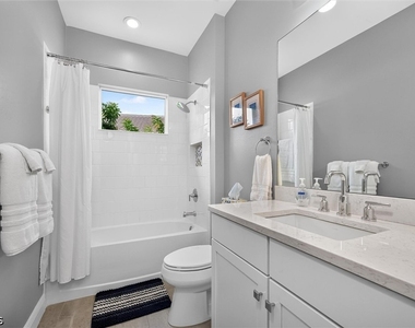 3121 Heritage Pines Drive - Photo Thumbnail 39