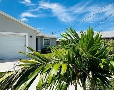 1630 Sw 33rd Street - Photo Thumbnail 2