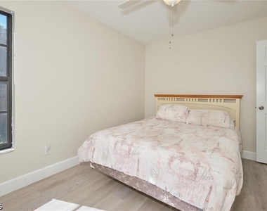 17642 Captiva Island Lane - Photo Thumbnail 33