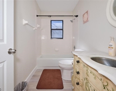 17642 Captiva Island Lane - Photo Thumbnail 31