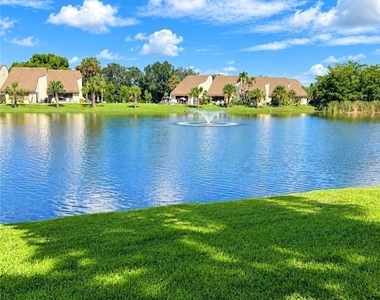 6844 Sandtrap Drive - Photo Thumbnail 20