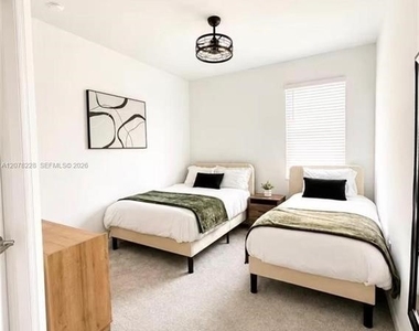 9291 Aqua Overlook Court - Photo Thumbnail 30