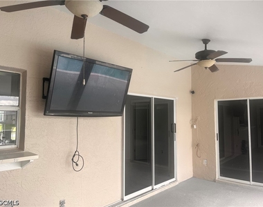 536 Whispering Wind Bend - Photo Thumbnail 19
