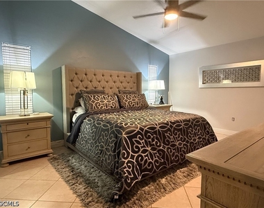 536 Whispering Wind Bend - Photo Thumbnail 11