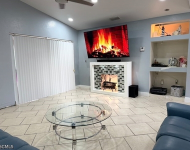 536 Whispering Wind Bend - Photo Thumbnail 4