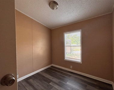 235 Morris Lane Lane - Photo Thumbnail 8
