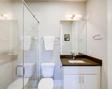 5711 Larkin Street - Photo Thumbnail 6
